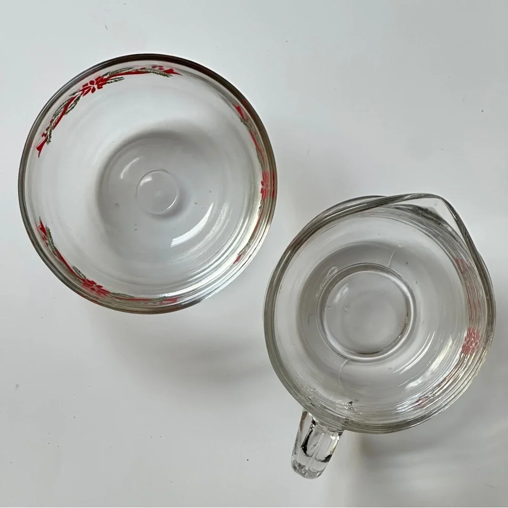 Anchor‎ Hocking Poinsettia & Ribbons Sugar and Creamer Set of 2